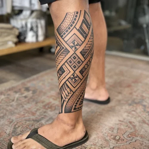 Polynesian-style tribal leg tattoo - By Kiwi Burt 18b Tattoo